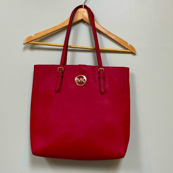 Michael Kors Handbags - Michael Kors Bag